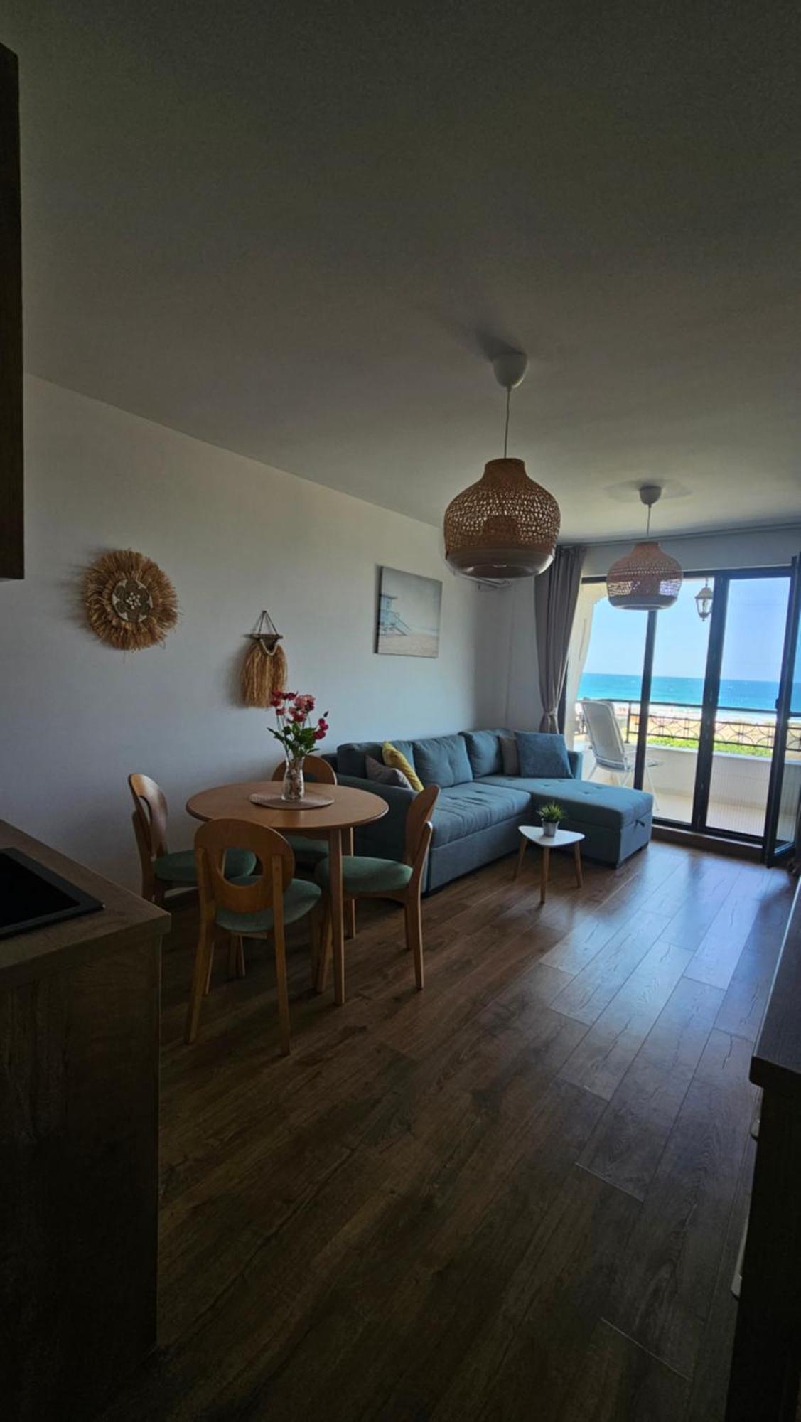 Smokini Beach Apartment Созополь Екстер'єр фото